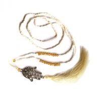 Necklace Fatimas Hand tassel white